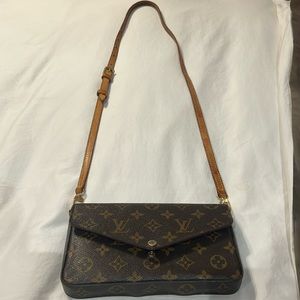 Louis Vuitton Monogram Pochette Felicie Wallet sold AS IS